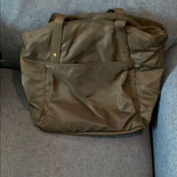 Lululemon oversized bag with yoga mat carrier - Picture 3 of 3